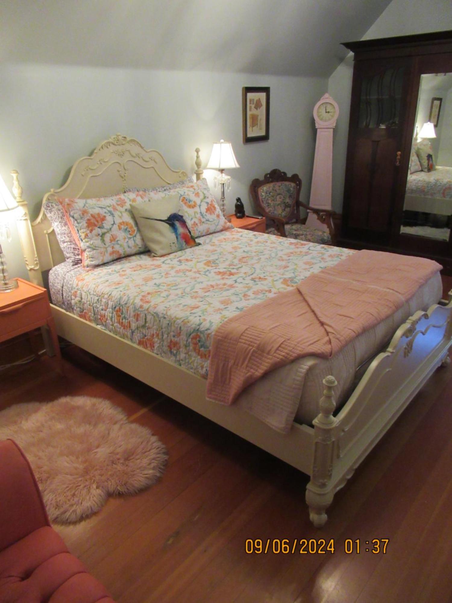 Hummingbird Gardens B&B เลดีสมิธ ภายนอก รูปภาพ