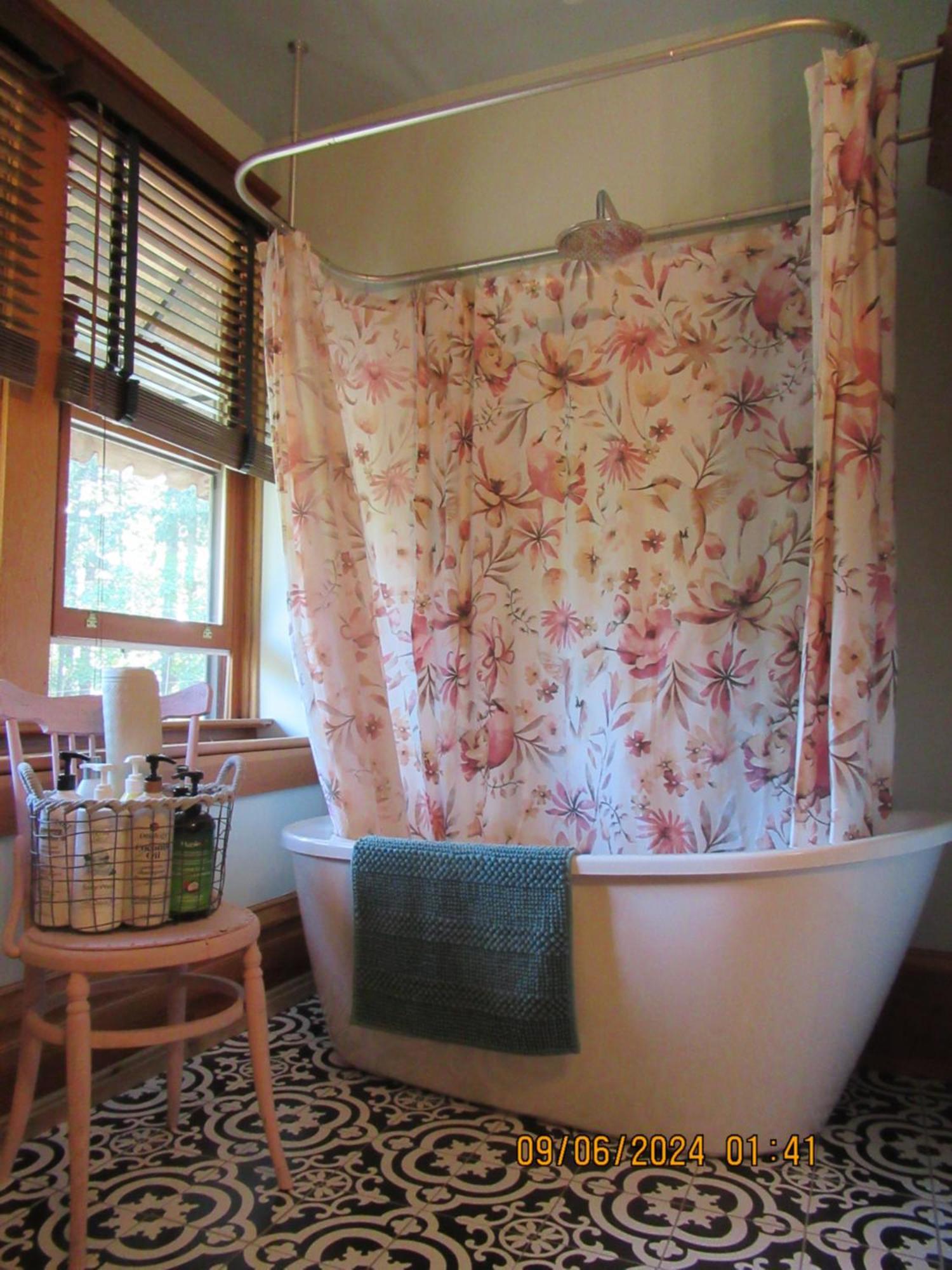 Hummingbird Gardens B&B เลดีสมิธ ภายนอก รูปภาพ