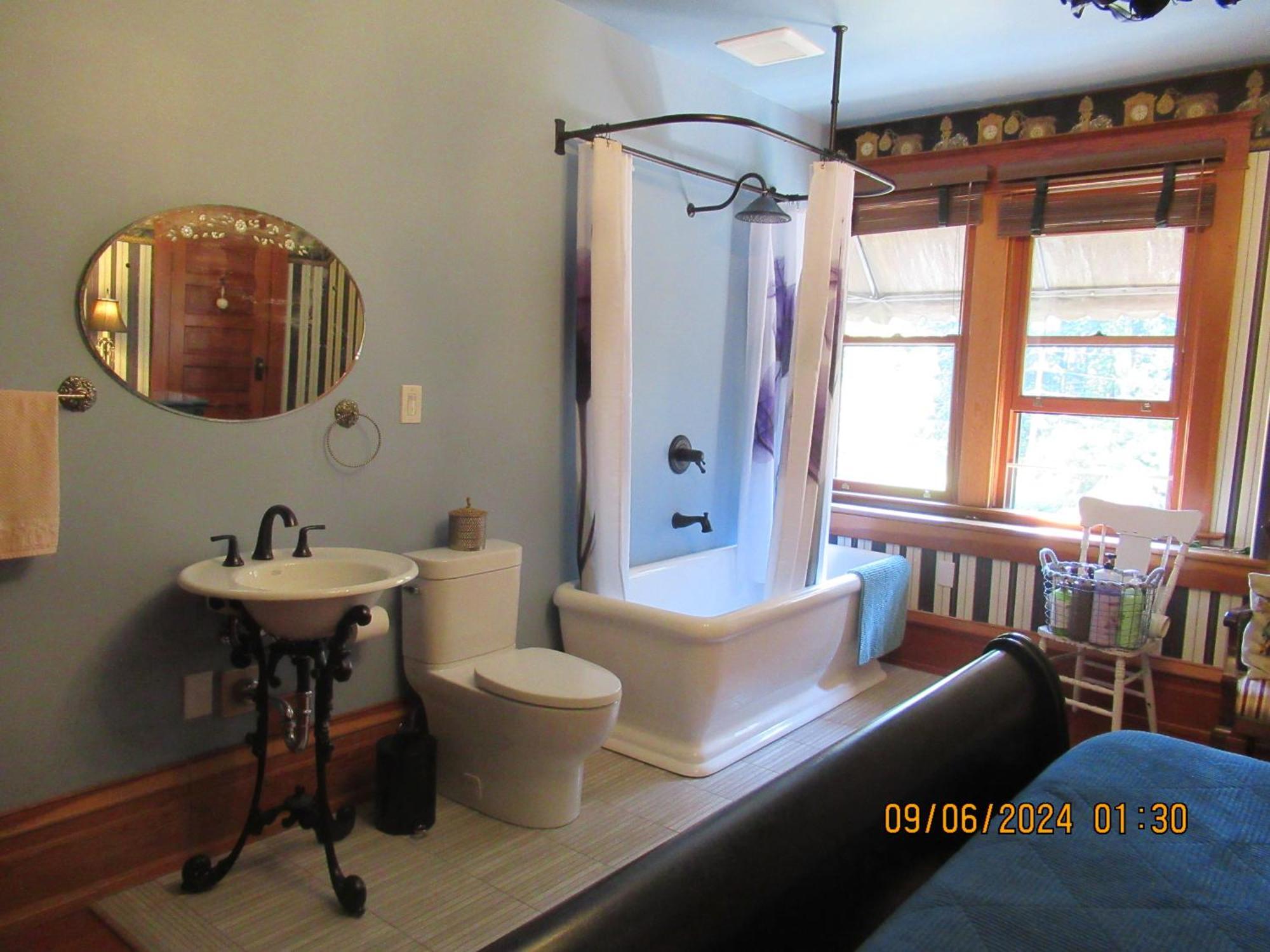 Hummingbird Gardens B&B เลดีสมิธ ภายนอก รูปภาพ